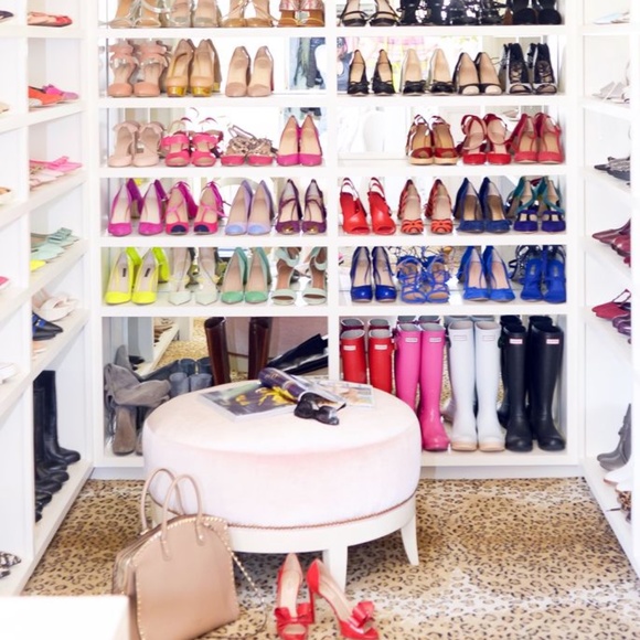 Meet your Posher, A - Picture 1 of 2